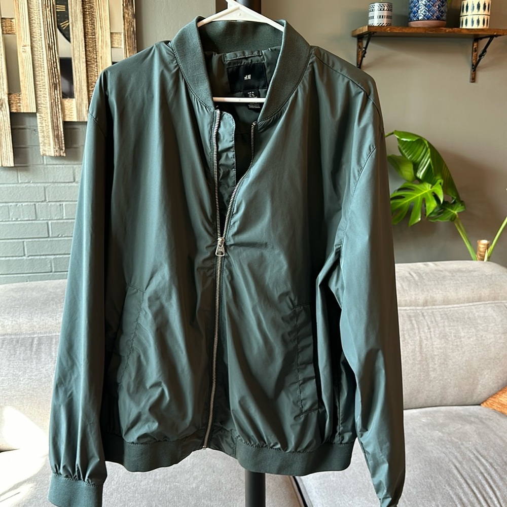 H&M Men’s Bomber Jacket